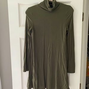 Lulu’s Hunter Green Turtleneck Dress